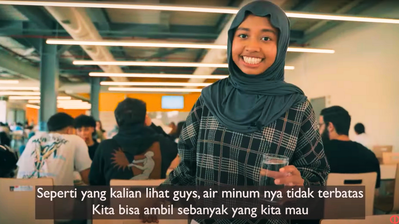 Benı̇m Kampüs Hı̇kayem | Nadya